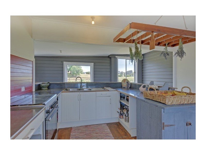 276 Gates Road, Flowerdale TAS 7325