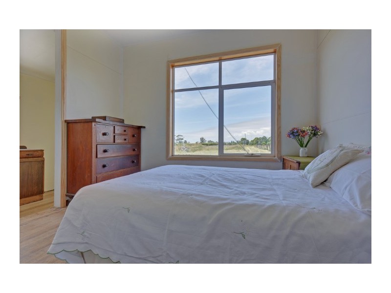 276 Gates Road, Flowerdale TAS 7325