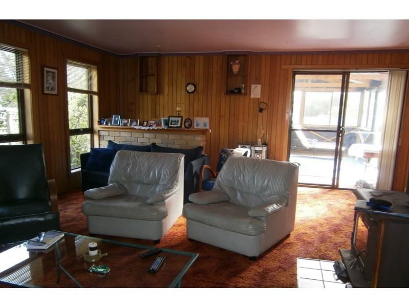 9 Stockdale Avenue, Sisters Beach TAS 7321