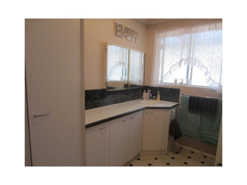 7 Gaffney Street, Queenstown TAS 7467