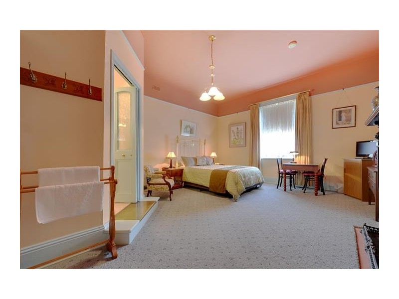 9 Aileen Crescent, Hillcrest TAS 7320