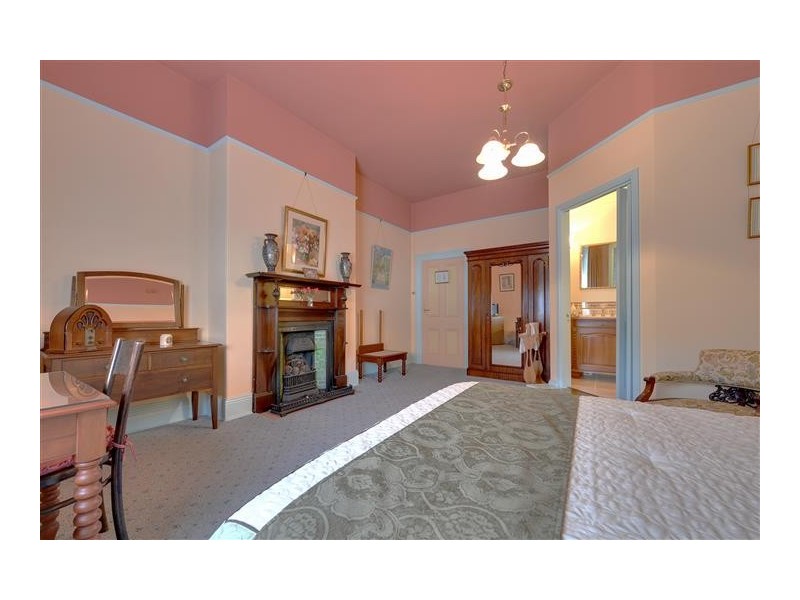 9 Aileen Crescent, Hillcrest TAS 7320