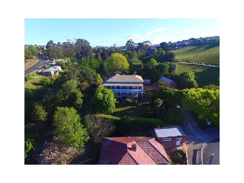 9 Aileen Crescent, Hillcrest TAS 7320