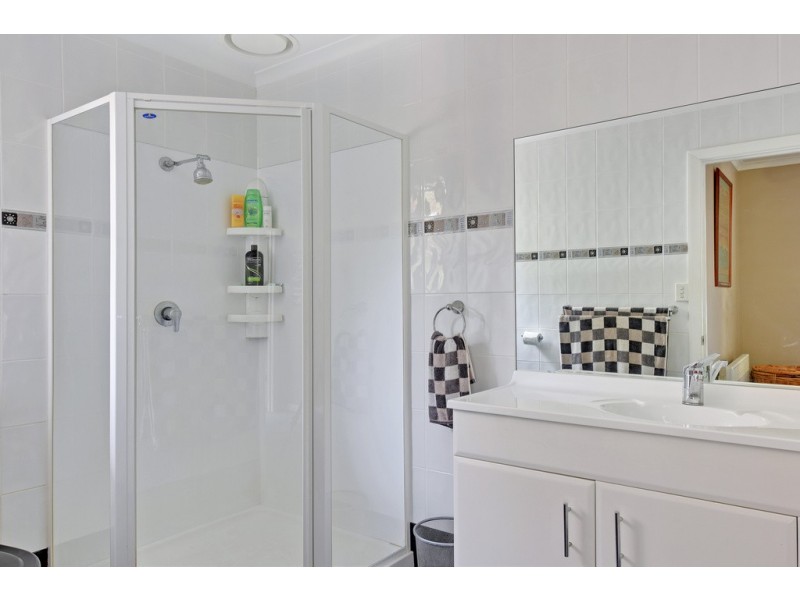 394 Preolenna Road, Flowerdale TAS 7325