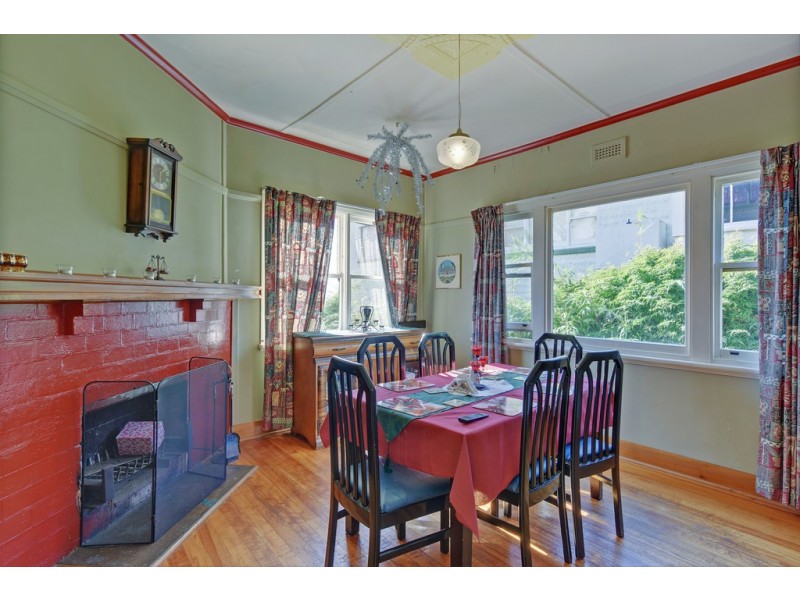 20 Seaview Avenue, Parklands TAS 7320