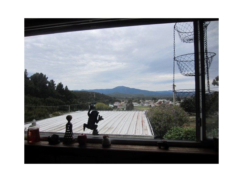 43 Solly Street, Zeehan TAS 7469