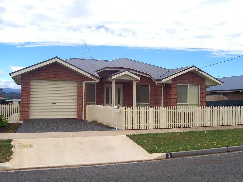 4 Casey Court, Deloraine TAS 7304