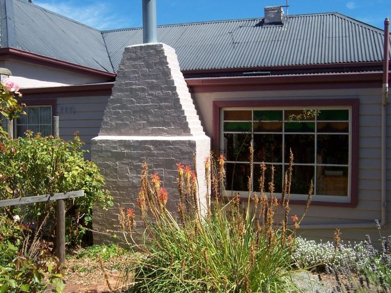 43 Weston Street, Deloraine TAS 7304