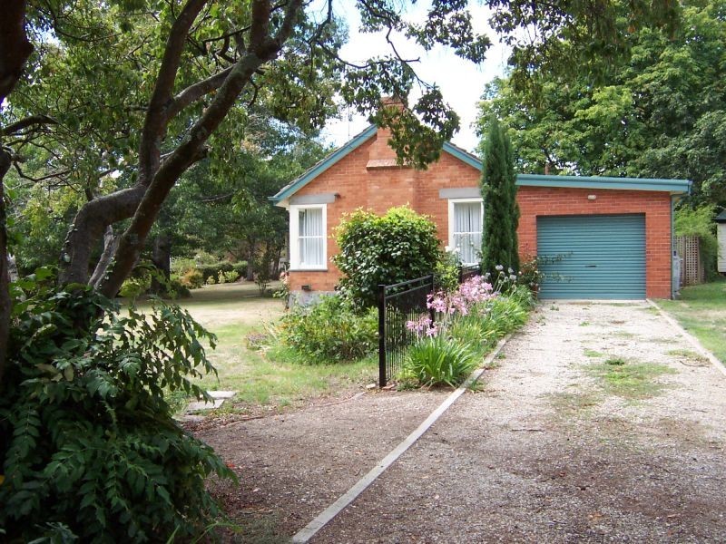 1 Lonsdale Promenade, Westbury TAS 7303