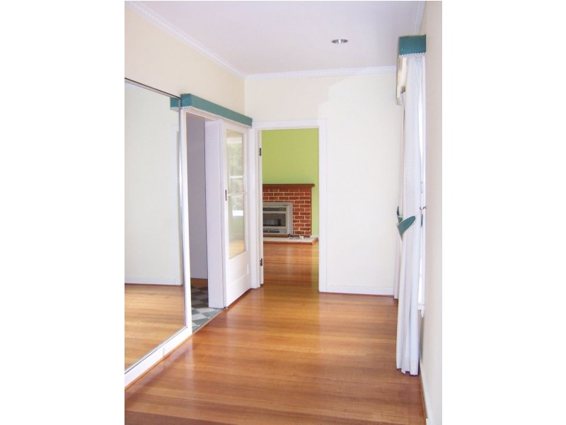 1 Lonsdale Promenade, Westbury TAS 7303