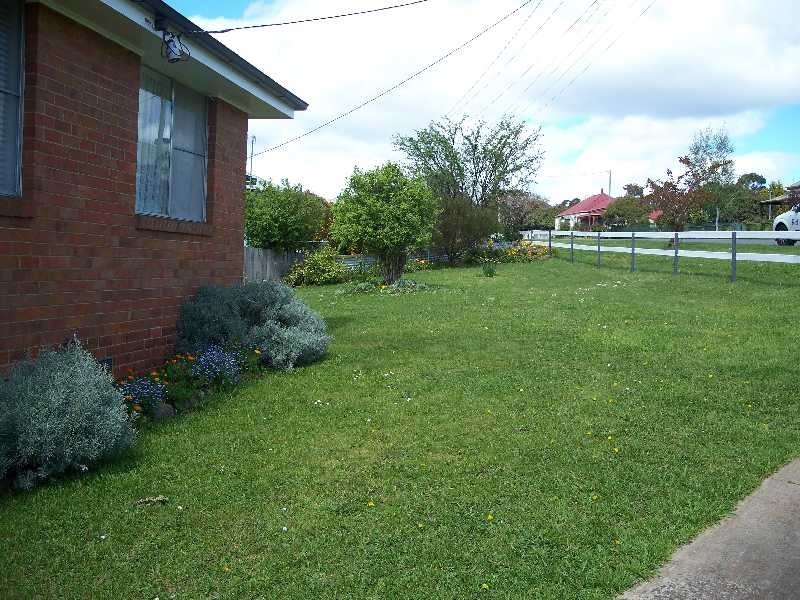 10 East Westbury Place, Deloraine TAS 7304