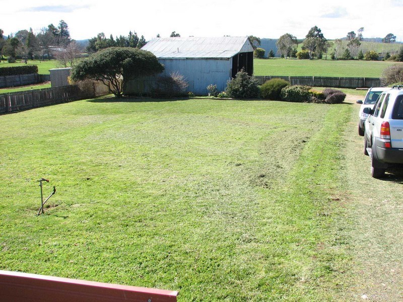 . East Barrack Street, Deloraine TAS 7304