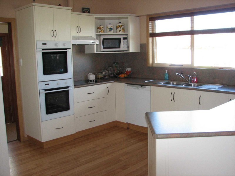 27 East Westbury Place, Deloraine TAS 7304