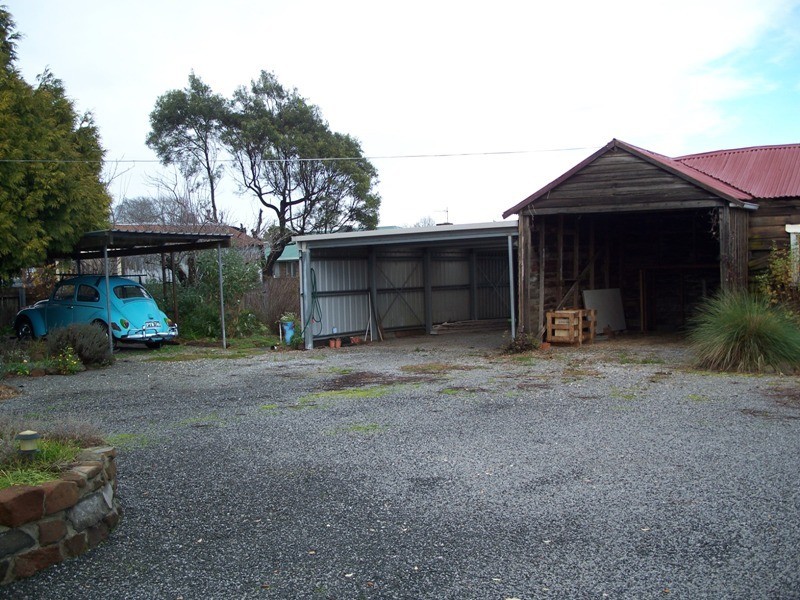 21 East Westbury Place, Deloraine TAS 7304