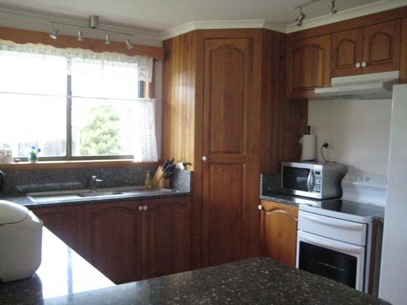 2  Hall Street, Mole Creek TAS 7304