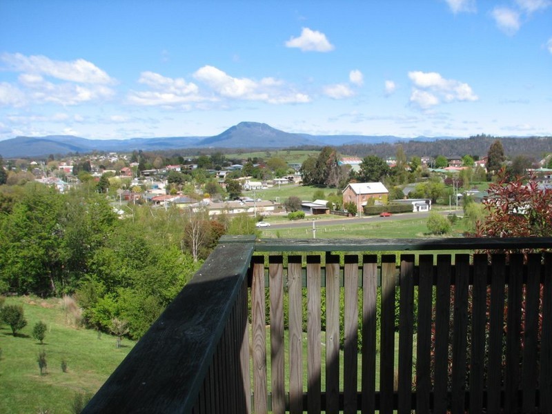 65 West Barrack Street, Deloraine TAS 7304