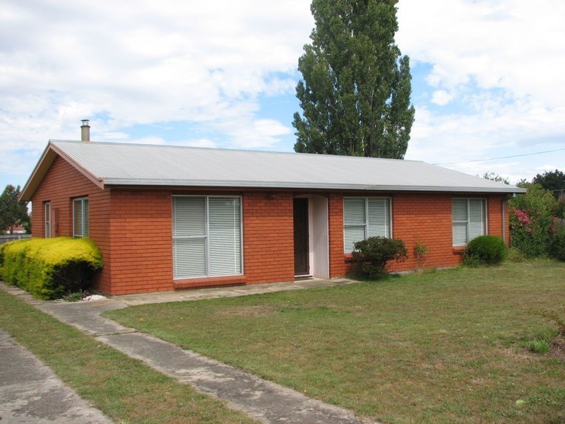 41  Taylor St, Westbury TAS 7303