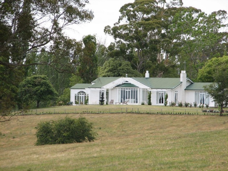 5273 Bass Highway, Deloraine TAS 7304