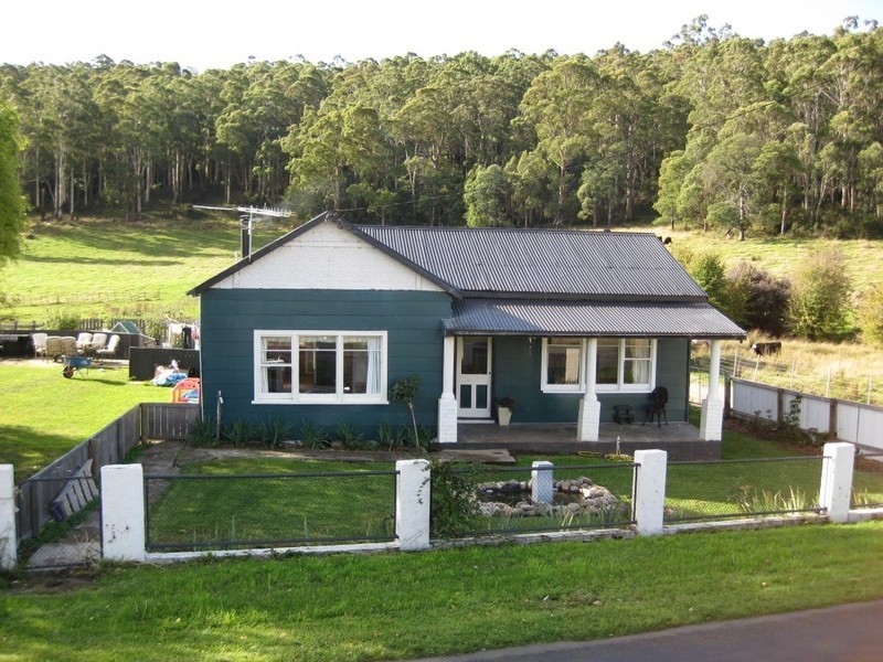 2 Pioneer Drive, Mole Creek TAS 7304