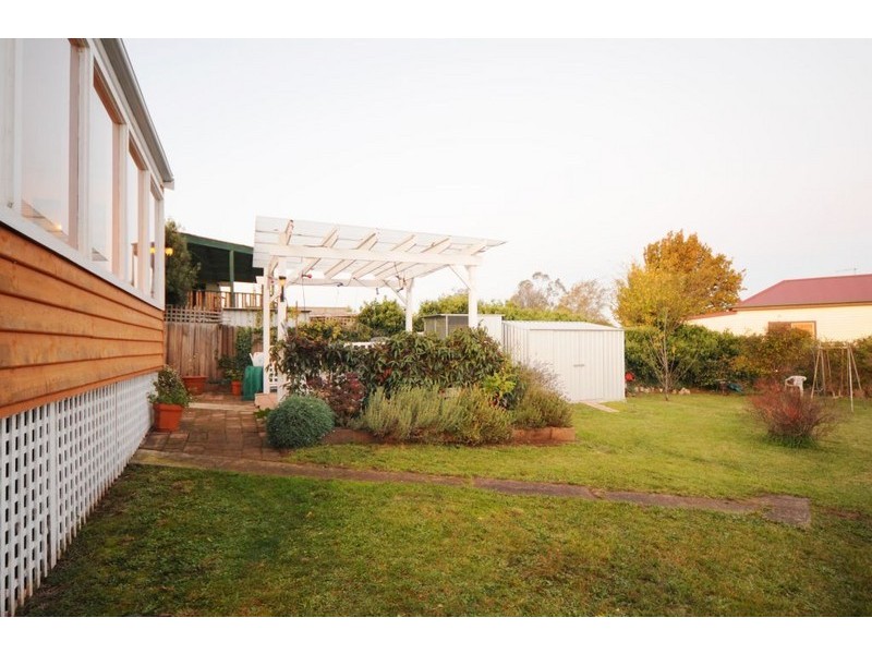 52 Weston St, Deloraine TAS 7304