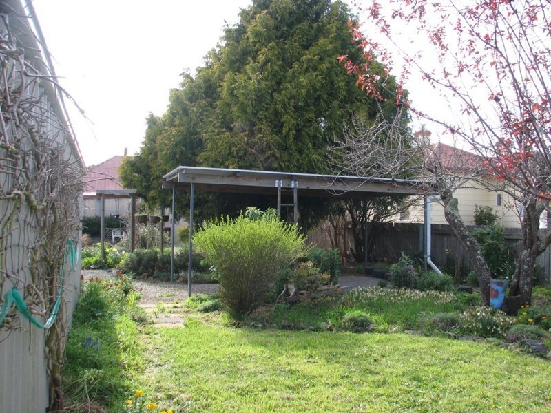 21 East Westbury Place, Deloraine TAS 7304