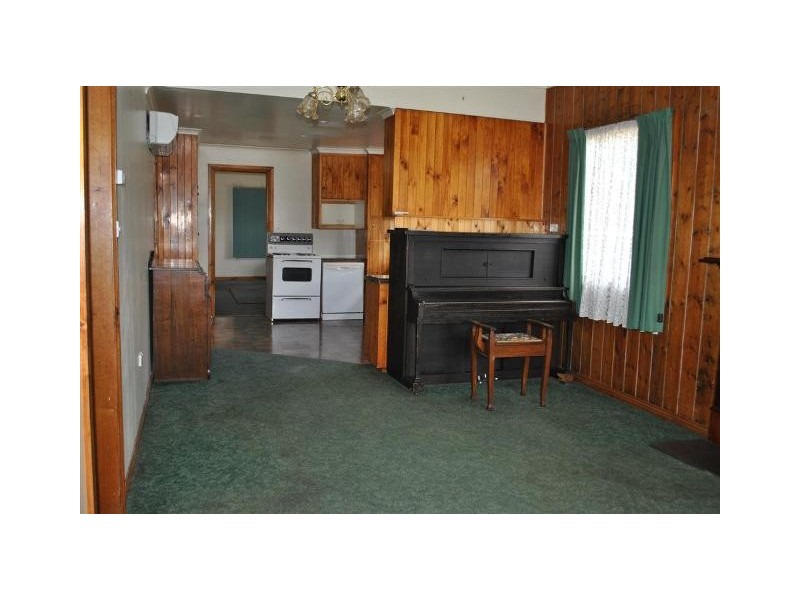 51 East Barrack Street, Deloraine TAS 7304