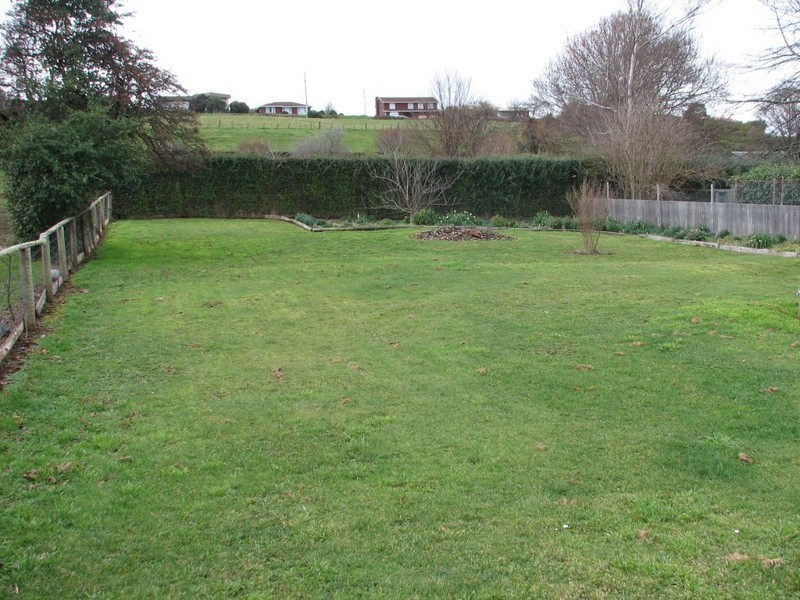45 West Barrack Street, Deloraine TAS 7304