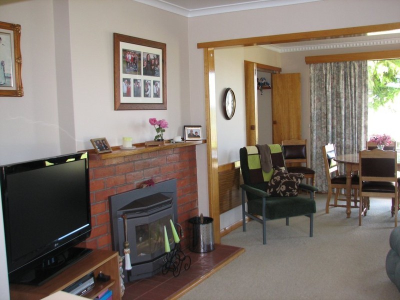 155 Emu  Bay Road, Deloraine TAS 7304