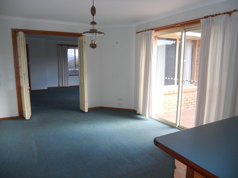 147 Emu Bay Road, Deloraine TAS 7304