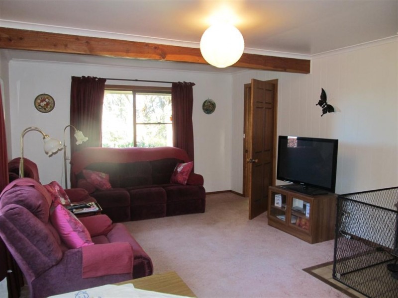 32 Samuel Street, Elizabeth Town TAS 7304