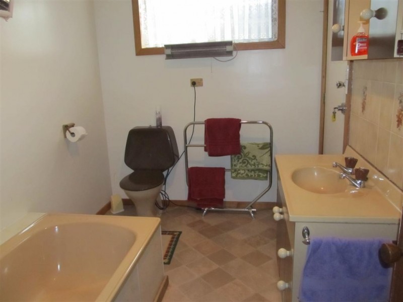 32 Samuel Street, Elizabeth Town TAS 7304