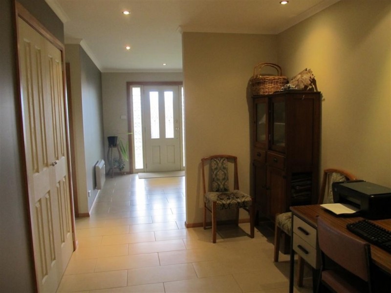 9 Casey Court, Deloraine TAS 7304