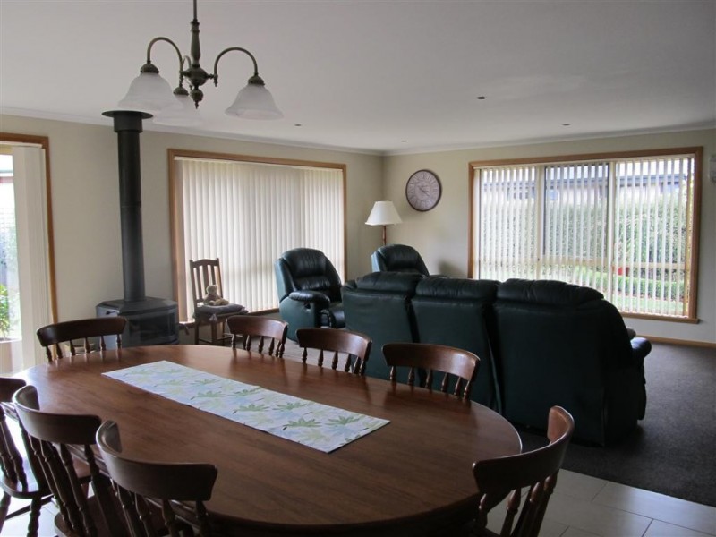 9 Casey Court, Deloraine TAS 7304