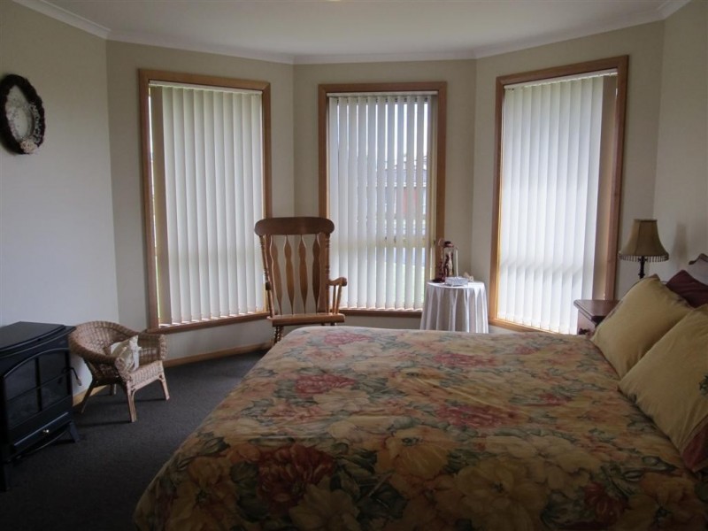 9 Casey Court, Deloraine TAS 7304