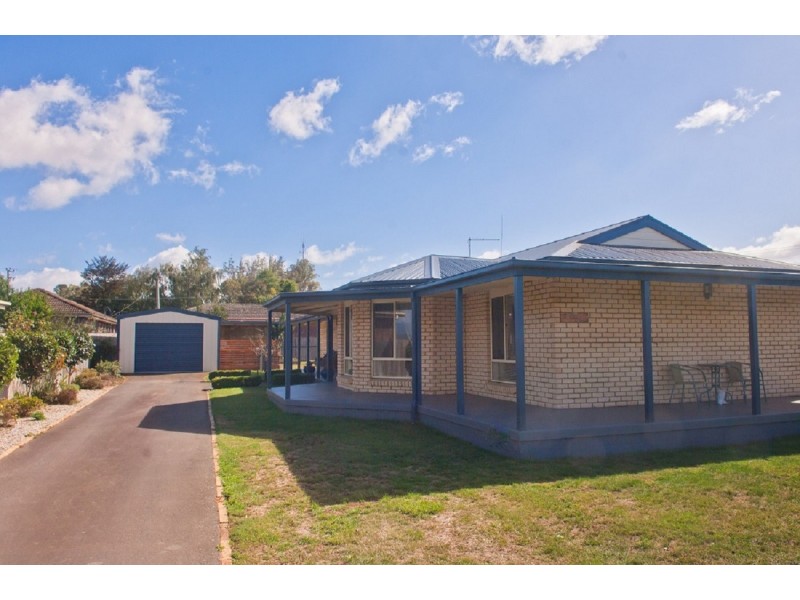 3 Kaye Elizabeth Place, Deloraine TAS 7304