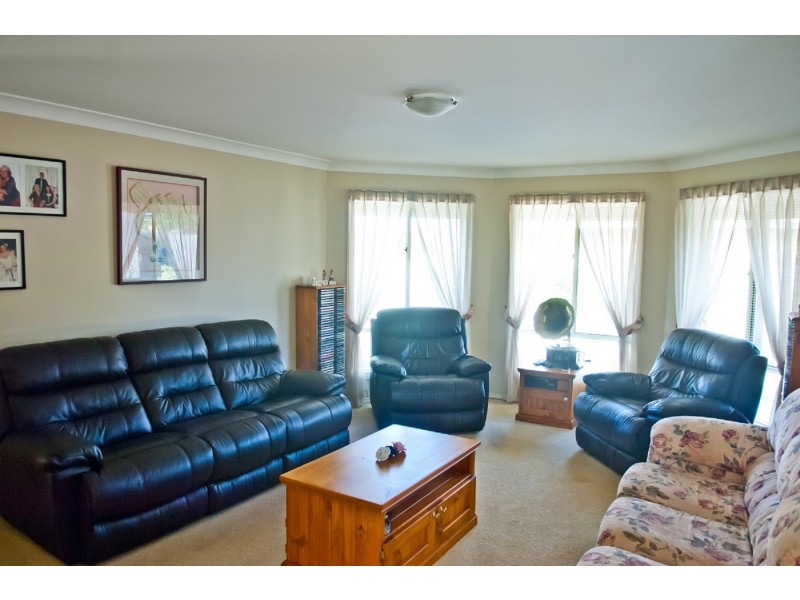 3 Kaye Elizabeth Place, Deloraine TAS 7304