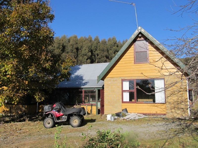 394 Scotts Road, Mole Creek TAS 7304