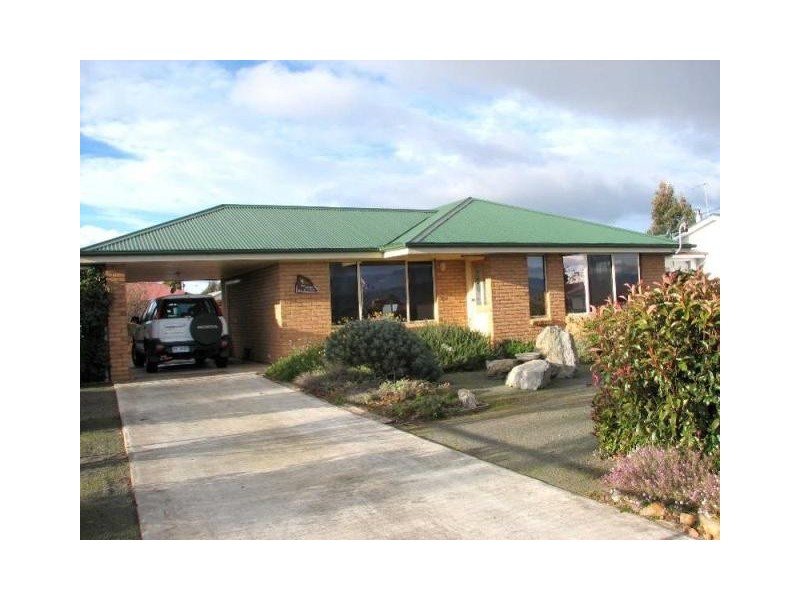 147 Emu Bay Road, Deloraine TAS 7304