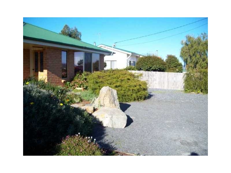 147 Emu Bay Road, Deloraine TAS 7304