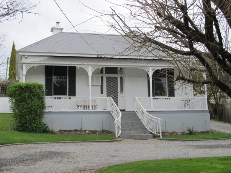 26 West Barrack Street, Deloraine TAS 7304