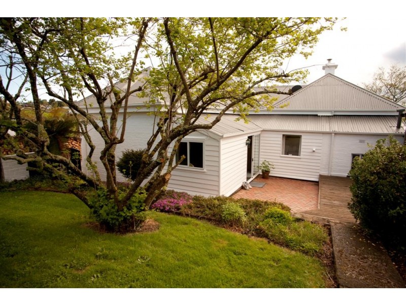 26 West Barrack Street, Deloraine TAS 7304