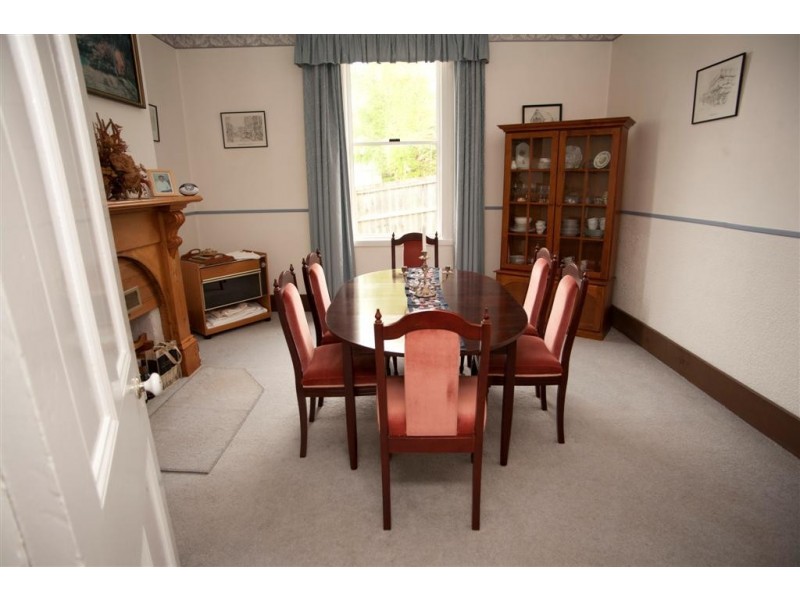 26 West Barrack Street, Deloraine TAS 7304