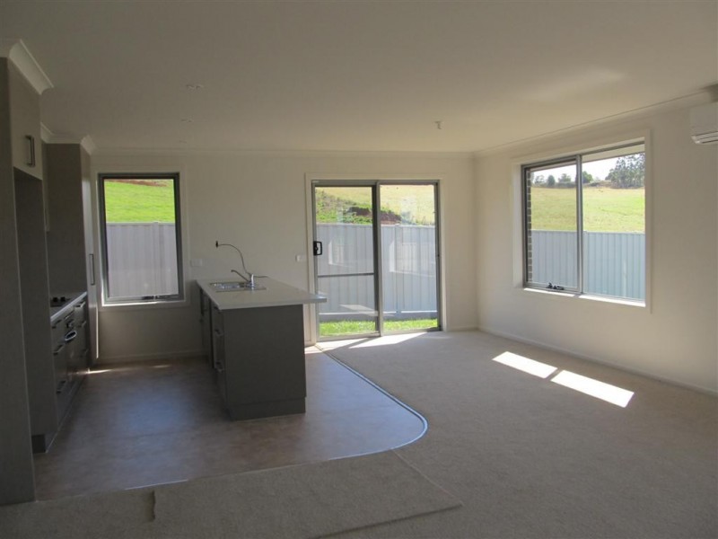 Units1 and 2 West Church Street, Deloraine TAS 7304