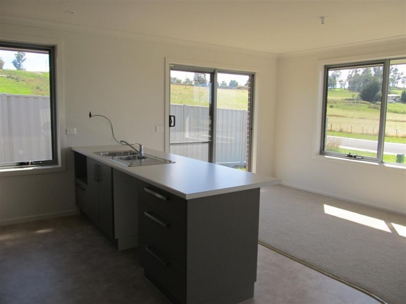 Units1 and 2 West Church Street, Deloraine TAS 7304