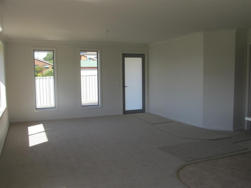 Units1 and 2 West Church Street, Deloraine TAS 7304