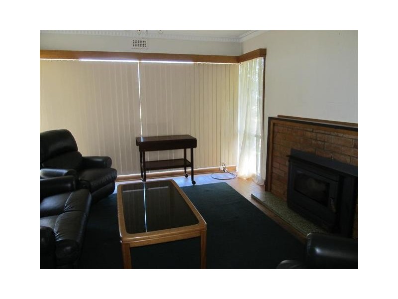 143 Emu Bay Road, Deloraine TAS 7304