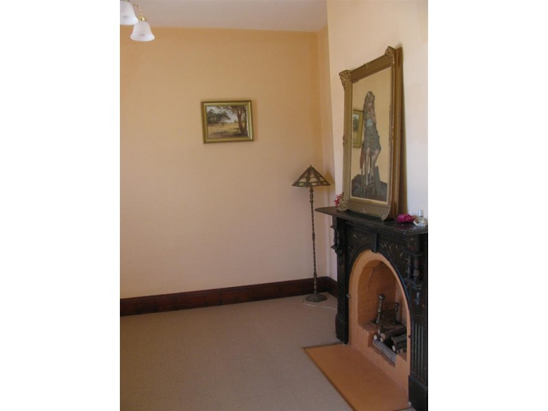 6 Railway Street, Deloraine TAS 7304