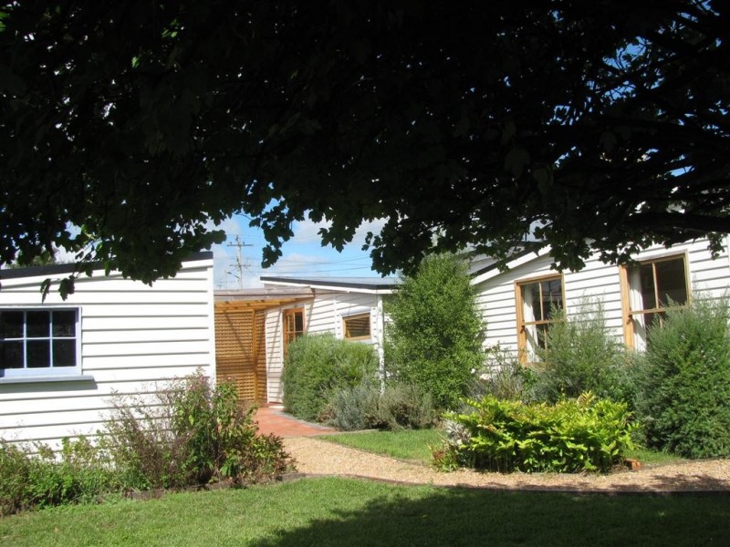 6 Railway Street, Deloraine TAS 7304