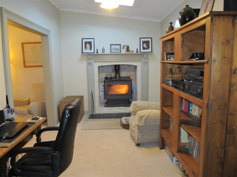 49 East Barrack Street, Deloraine TAS 7304