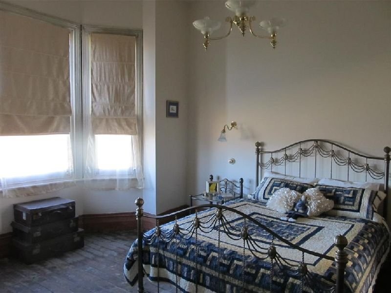 105 West Barrack Street, Deloraine TAS 7304